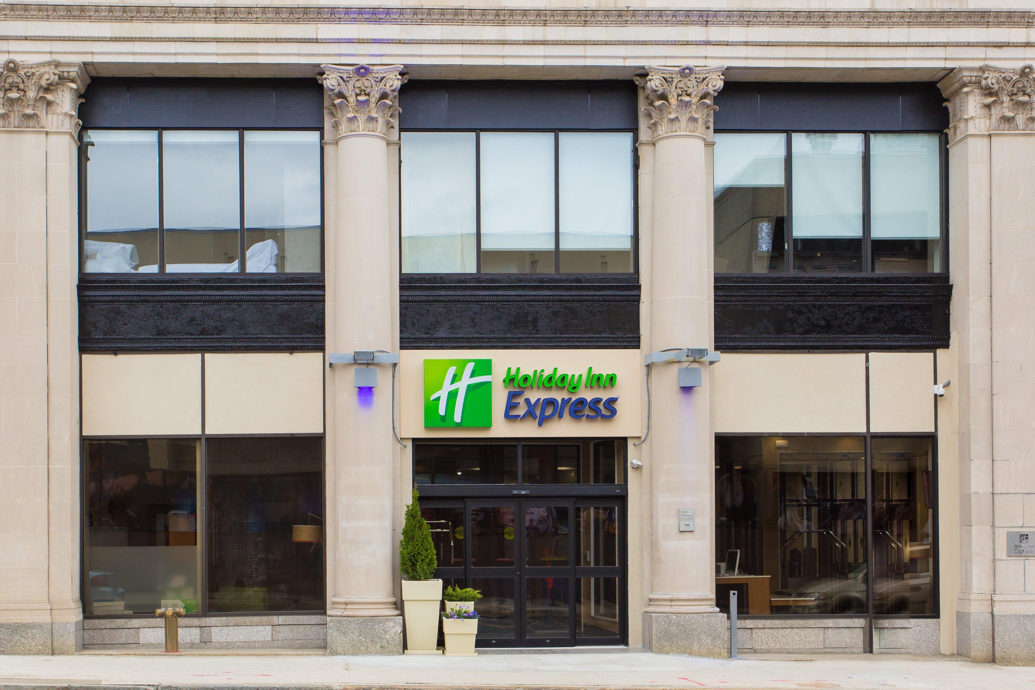 Holiday Inn Express - Springfield Downtown By Ihg Exterior photo